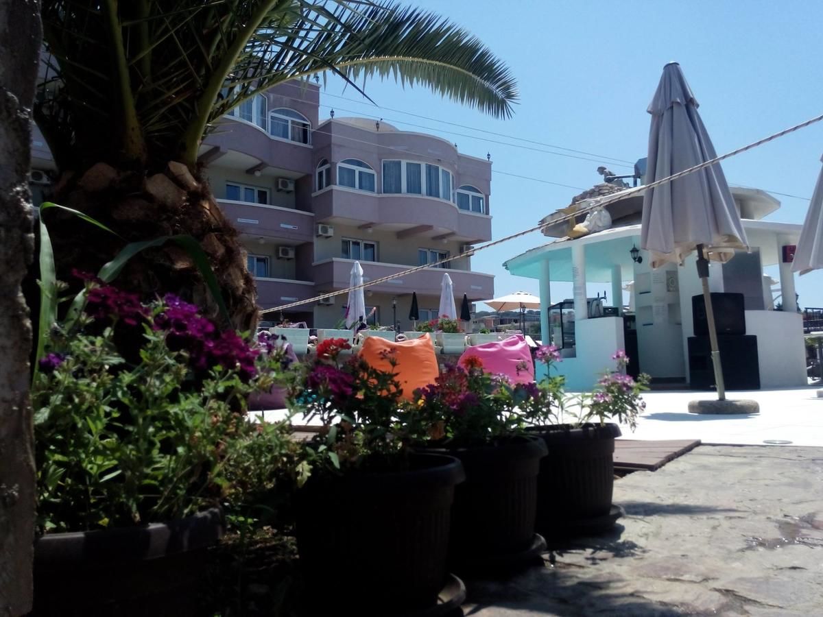 Гостевой дом Accommodation Royal Azur Добра-Вода-42