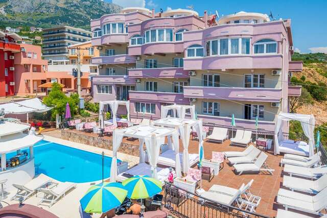 Гостевой дом Accommodation Royal Azur Добра-Вода-3